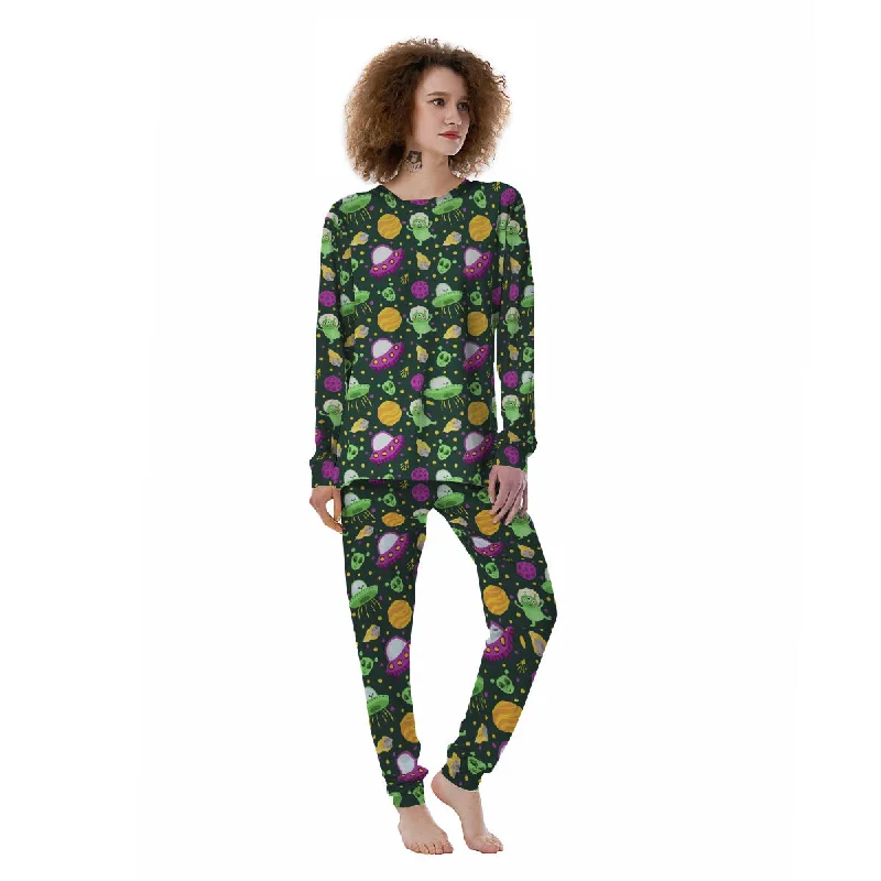UFO Little Green Alien Print Pattern Women's Pajamas Luxury pajama sets