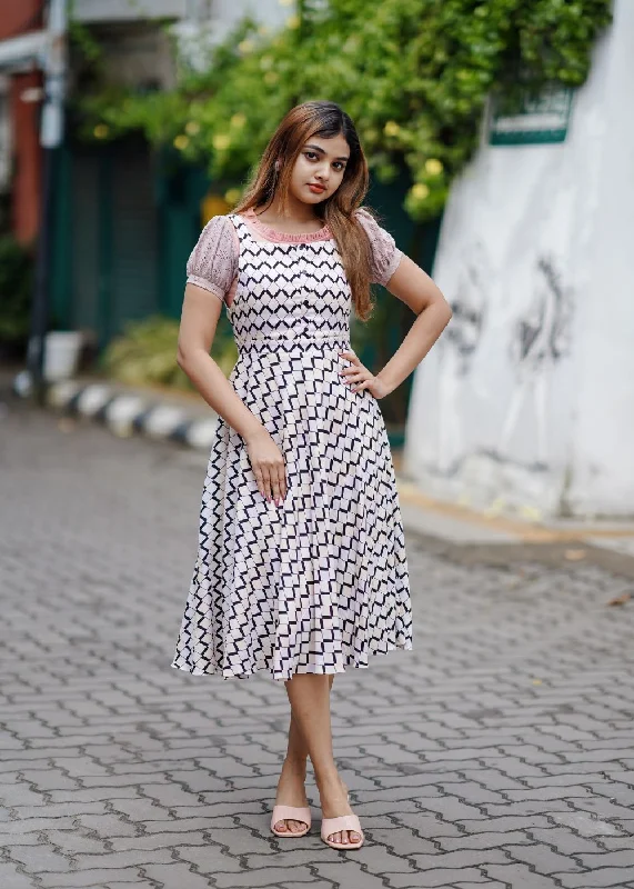 Geometric Charm Earthy tone unclassified dresses